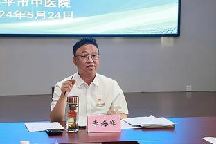 雷吉隆：我和滕哈赫有着相同的足球理念，他喜欢努力工作的球员